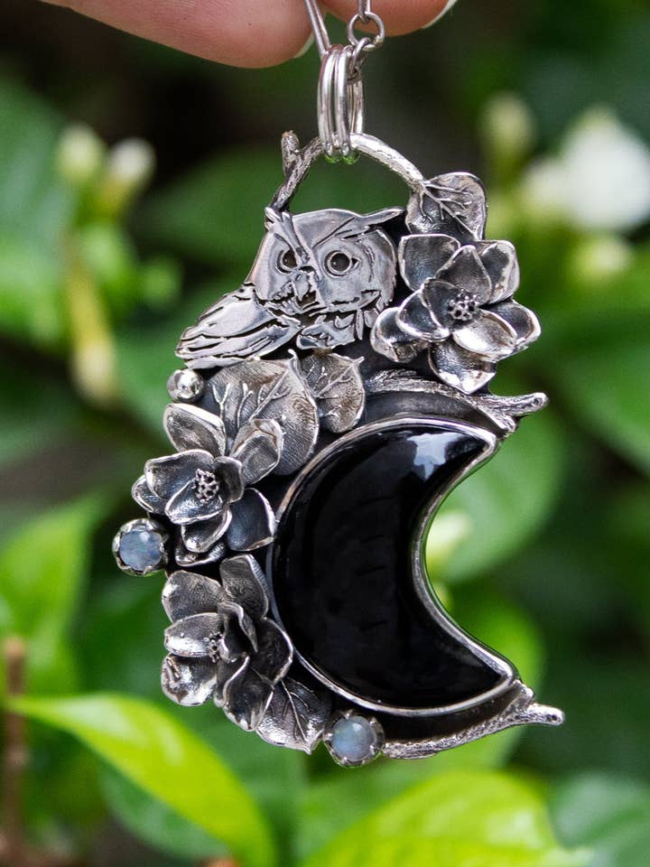 Nocturnal Whisper: Black Onyx Owl Pendant, AP-7070 for wholesale by Ambra Jewels