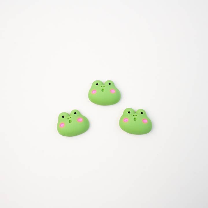 Mini Story Co – wholesale Nål och knapp för kavajslag – Little Frog Brosch | Grön grodnål | Söt djurmärke | Små froggy-nålar | Pride Frog Lapel Pin | Kawaii Frog Pin present till barn3