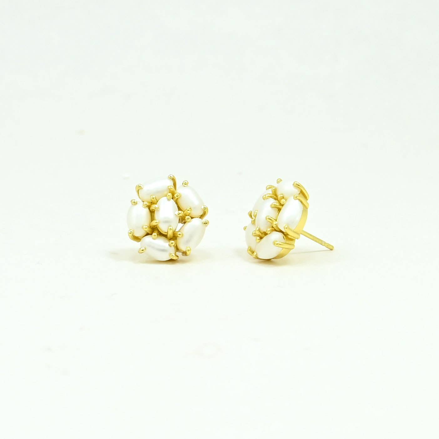 Schmuckoo Berlin - Wholesale Stud/Post Earrings - Briony Stud Earring Gold Plated - Natural Pearl1