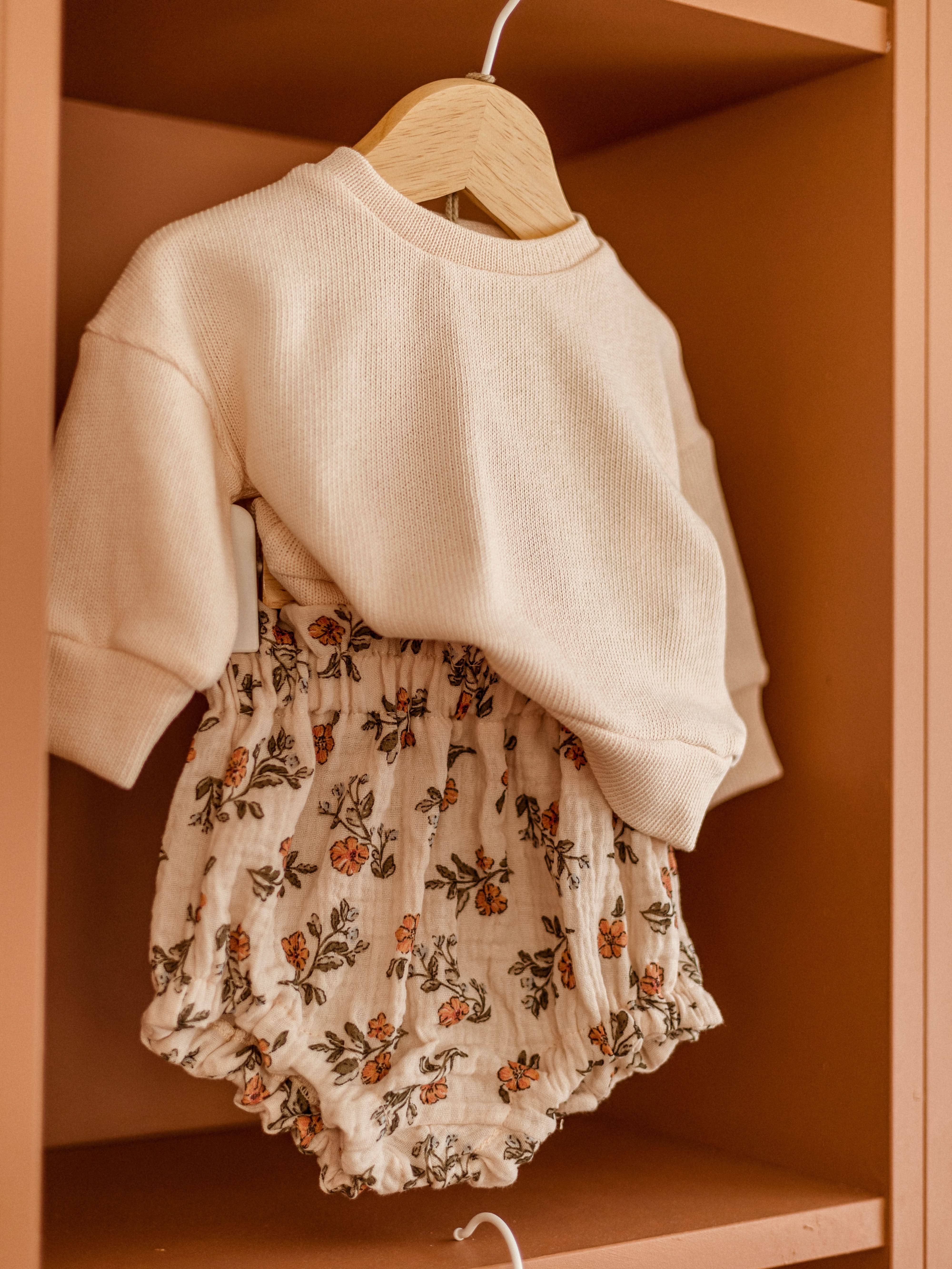 PETITE EvelinaApparel - Wholesale Underwear/Diaper Cover - Baby - Baby bloomers / Vintage florals2