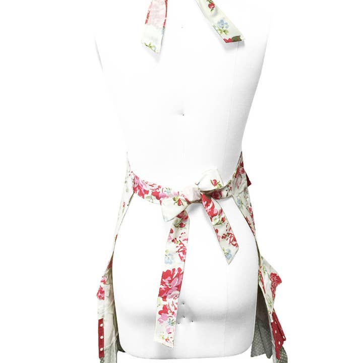 Wrapables.com - Wholesale Apron - Wrapables Mother and Daughter Ruffles and Roses Apron