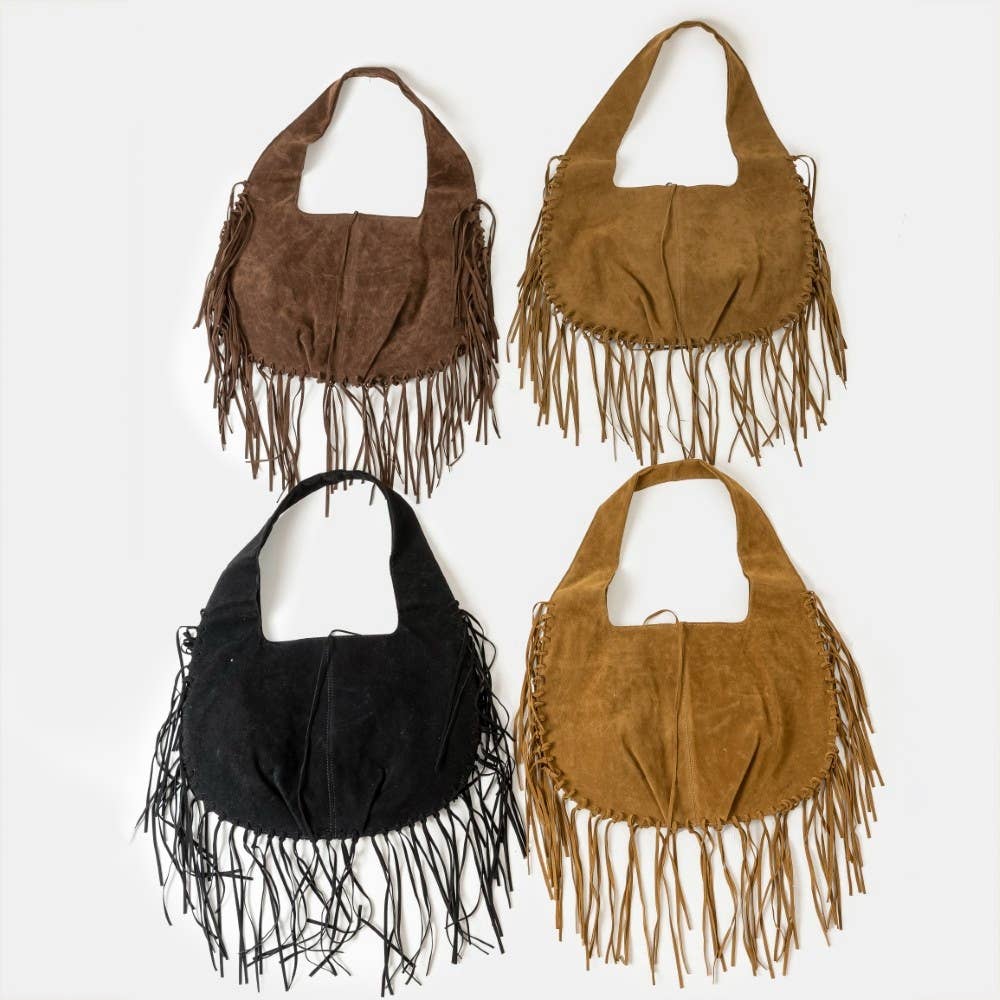 Collections by Fame Accessories – Engroshandel Skuldertaske – til kvinder – Skuldertaske med flossede frynser detaljer0