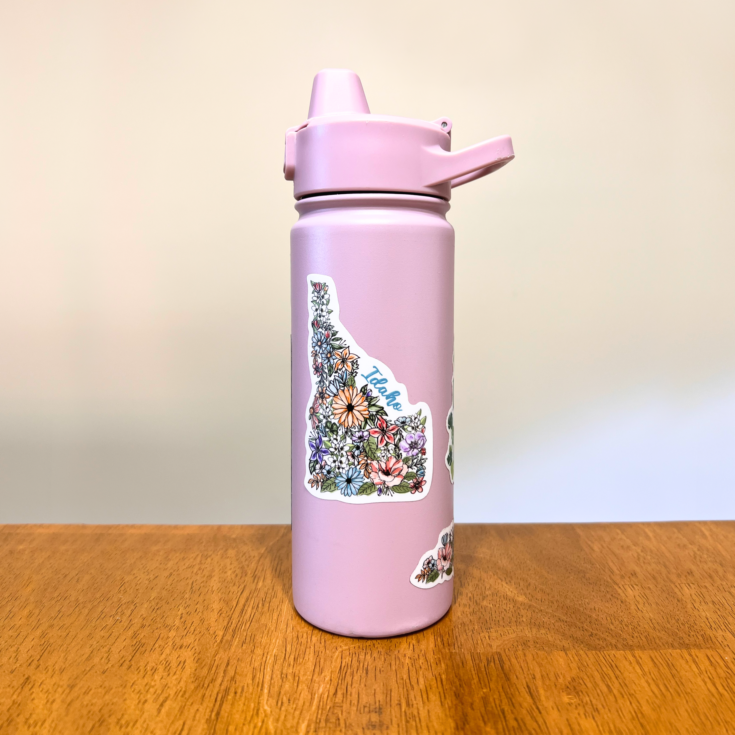 Little Traveling Llama - Wholesale Sticker - Floral Idaho State Waterproof Vinyl Sticker2