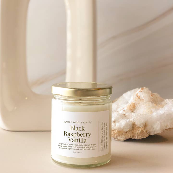 Handmade Soy Candle - Black Raspberry Vanilla, Vol: 9 fl oz for wholesale by Sweet Caramel Shop