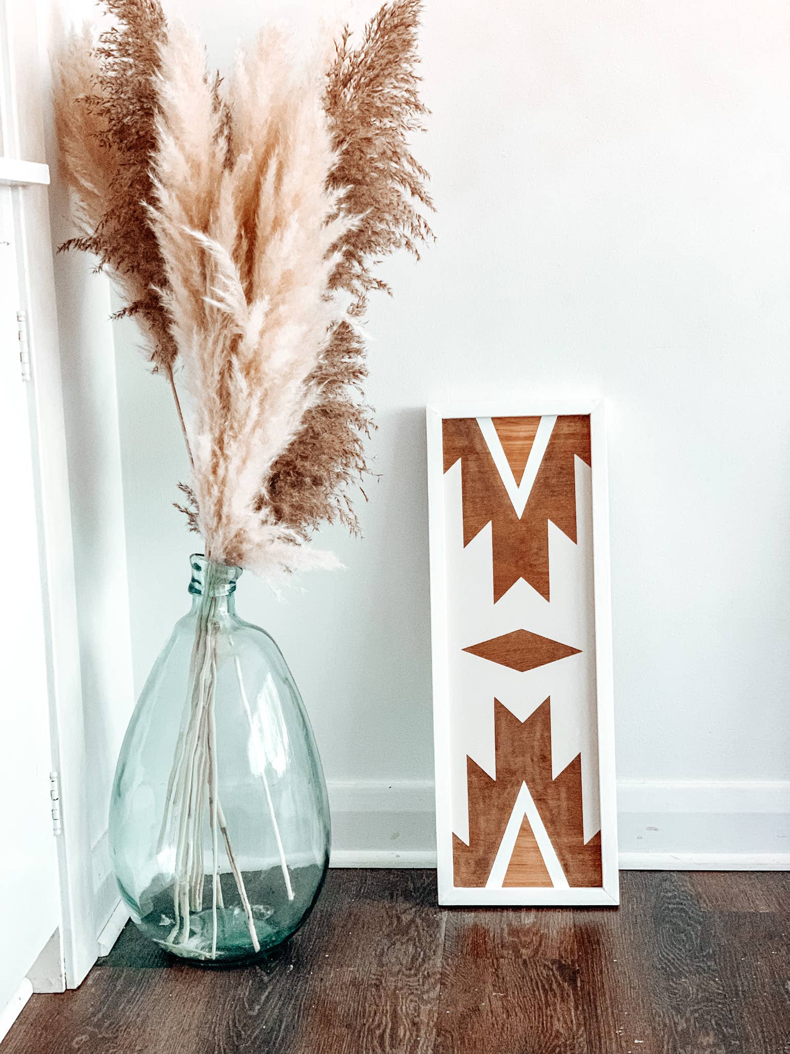 House Of Tri – wholesale Skylt – Coyote | Bohemisk sydvästlig väggdekoration i träpanel4