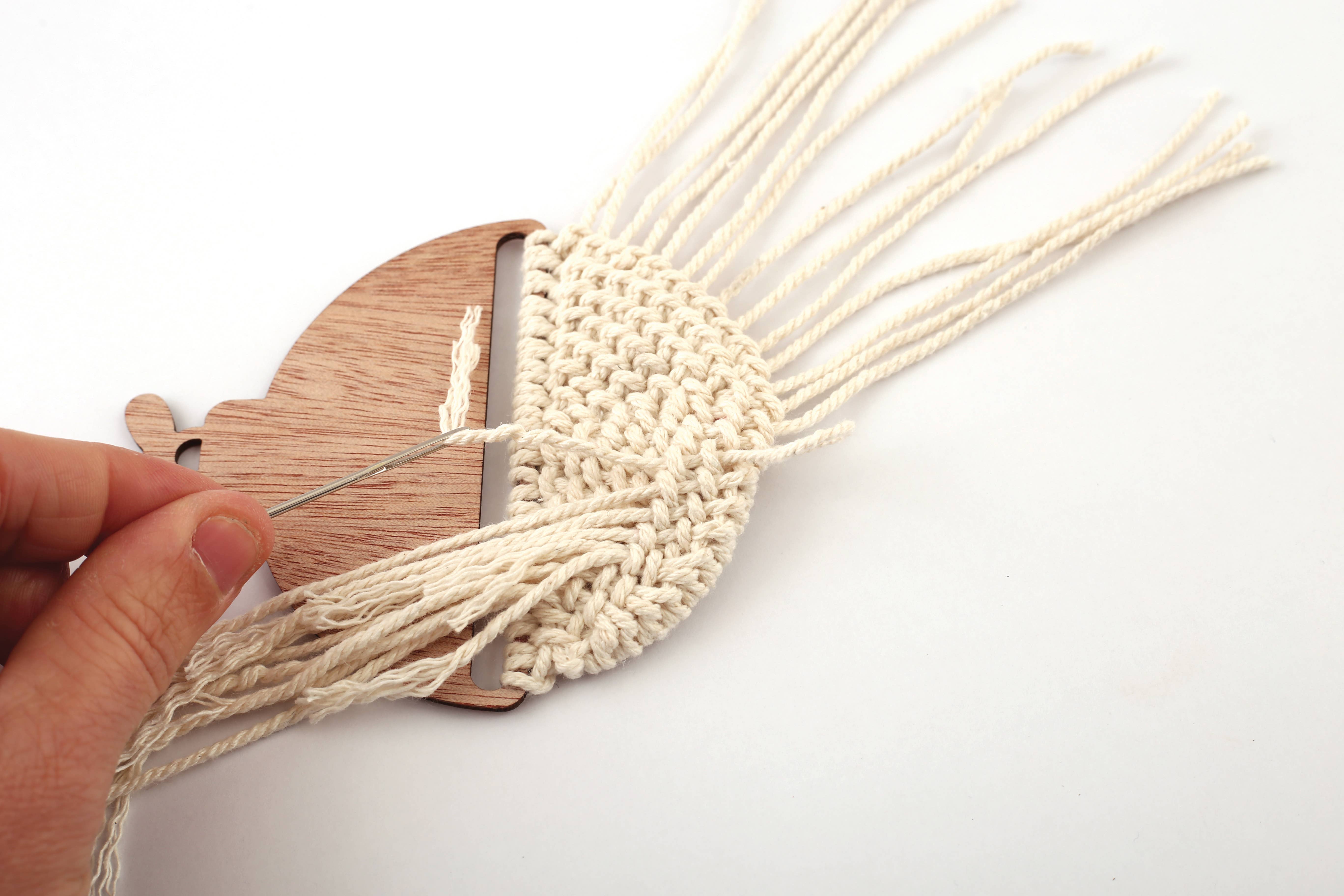 Graine Créative - Wholesale Knitting/Crochet Supplies - MACRAME CHRISTMAS BALL KIT6