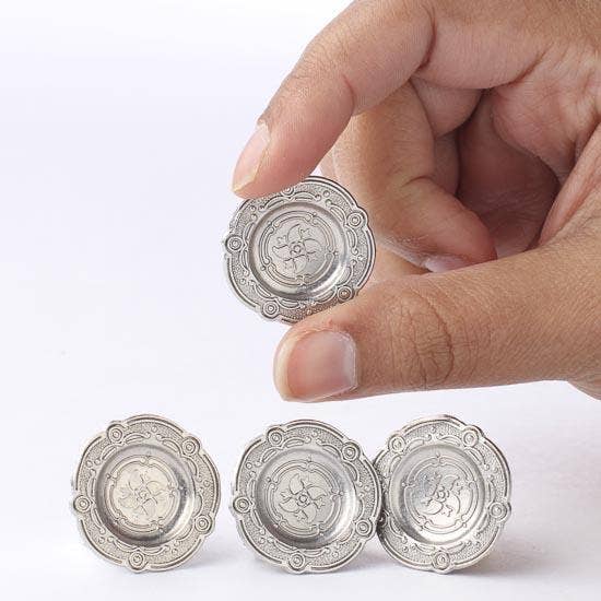 Factory Direct Craft - Wholesale Decorative Plate/Dish/Bowl - Dollhouse Miniature Pewter Plate Chargers (Pack of 4)2