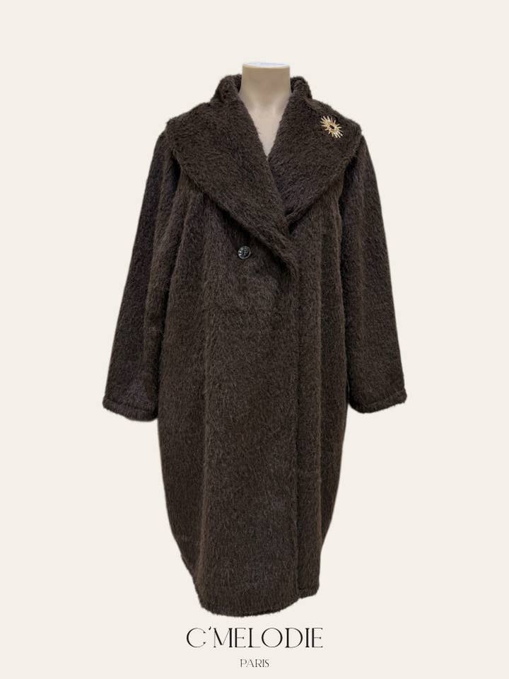 Grande taille - Manteau tendance en grosse maille pour la vente par C'MELODIE