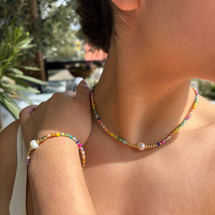 18ct Gold Plated Pearl Rainbow Necklace and other Purchase Wholesale jianhui london. Free Returns & Net 60 Terms on Faire trending on Faire.