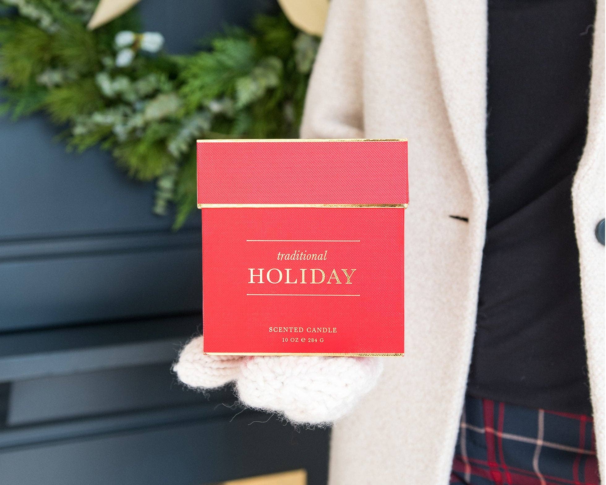 Sugar Paper - Wholesale Jar/Filled Candle - Signature Candle, Traditional Holiday3