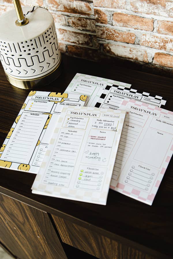 1st Allie - Wholesale Planner - DAILY NOTEPAD SCHEDULE PLANNER6
