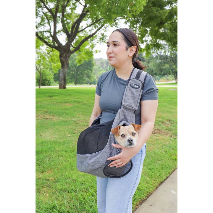 Only An Ocean Europe - Wholesale Pet Carrier - Cat/Dog - Petique Sling Pet Carrier3