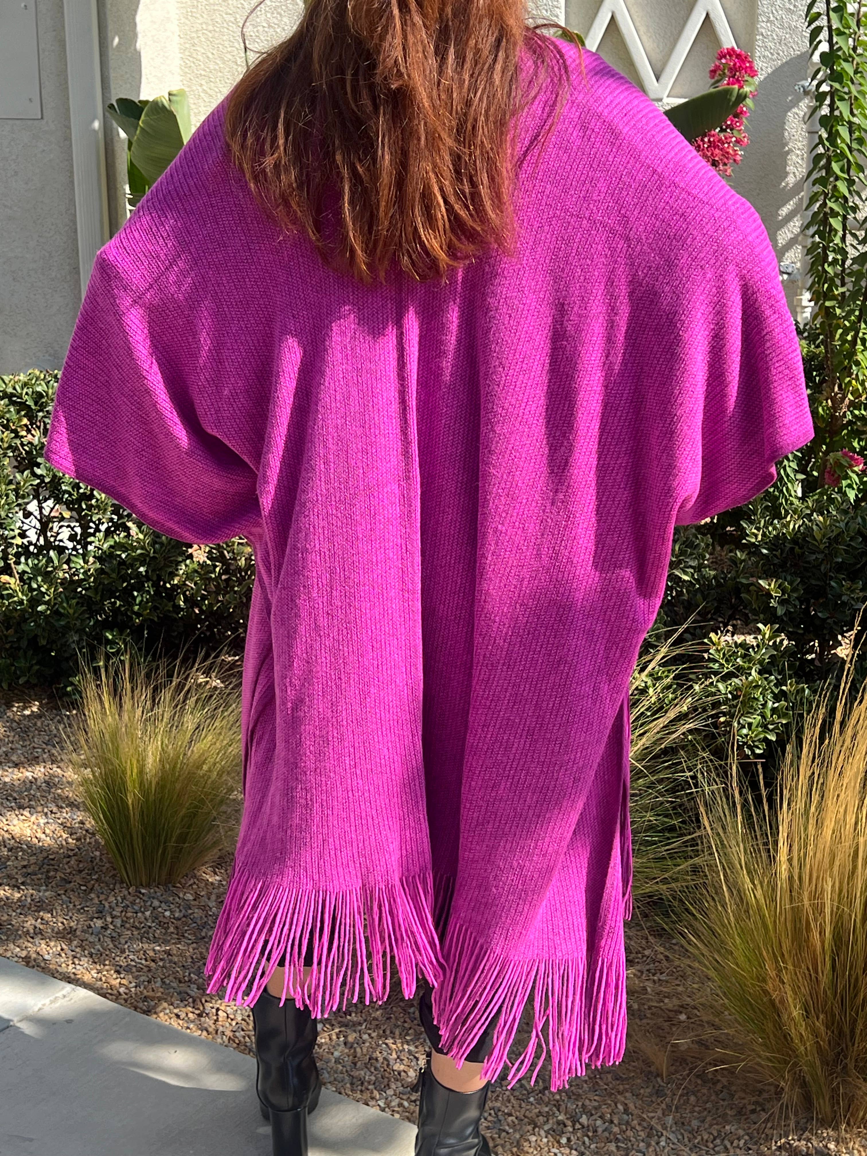 Justin & Taylor – wholesale Kofta - Dam – Harlow cardigan | Kimono-cardigan med fickor och fransad nederkant55