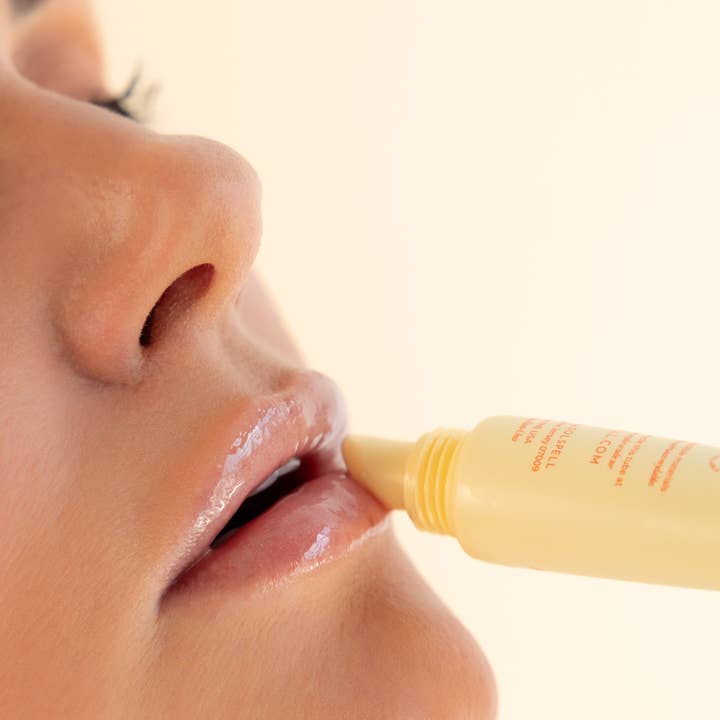 SOLSPELL - Wholesale Lip Balm - Vitamin D Lip Oil1