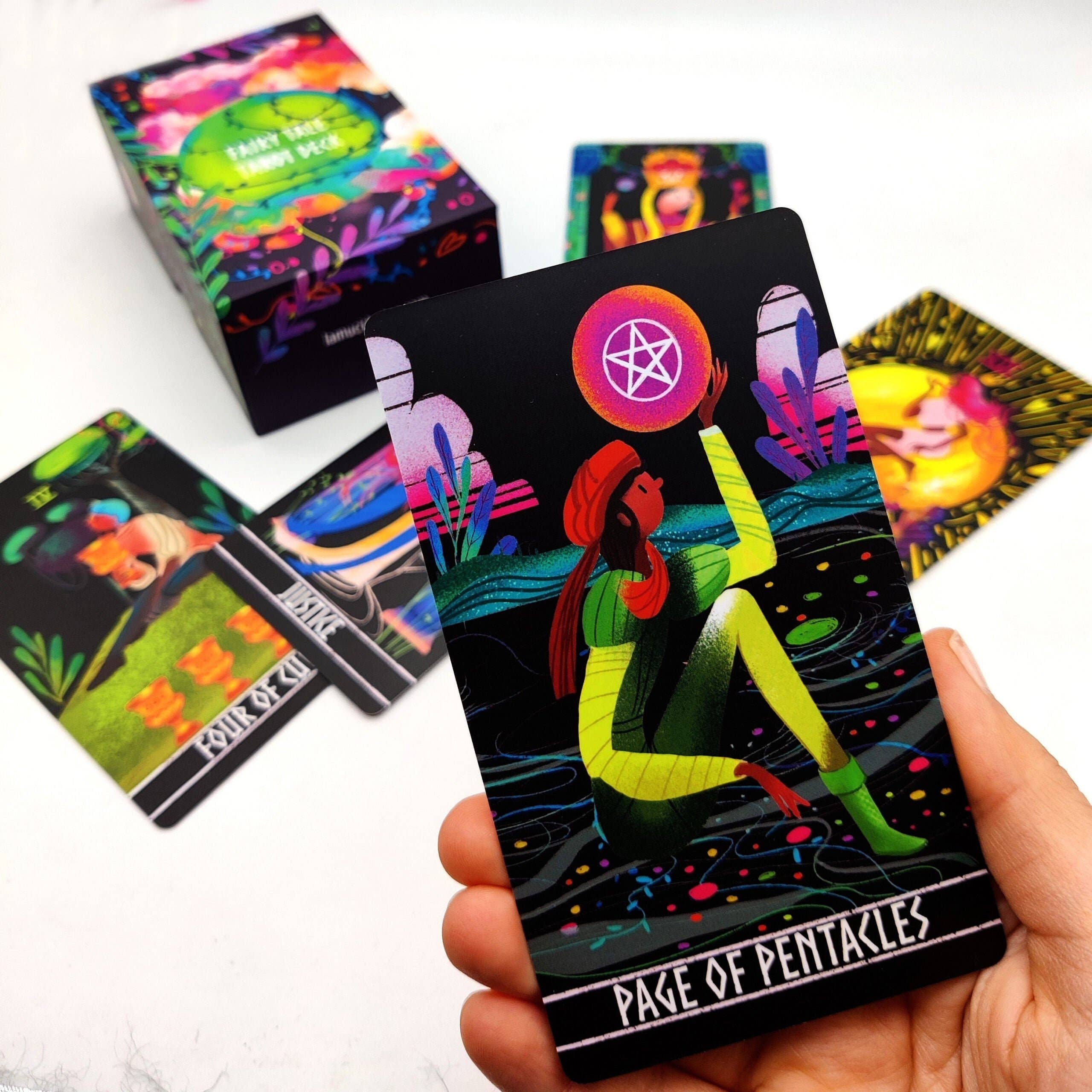 LA MUCI DESIGN - Wholesale Tarot Cards - Fairy Tale Tarot Deck – Vibrant Storybook-Inspired Cards5