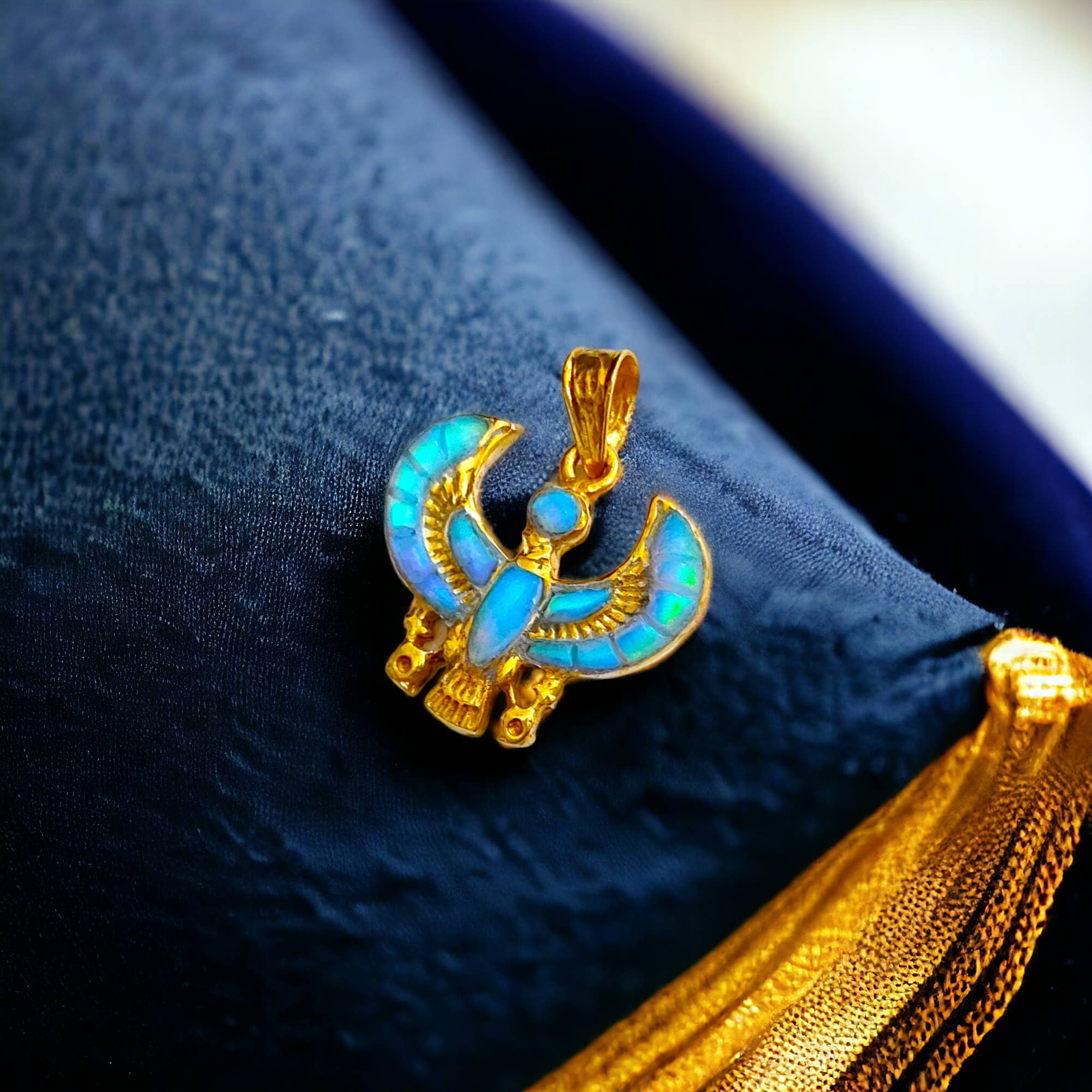 ALADDIN'S LAMP JEWELRY - Venta al por mayor Abalorios/colgantes individuales - Colgante dorado con ópalo del dios Horus of Protection4