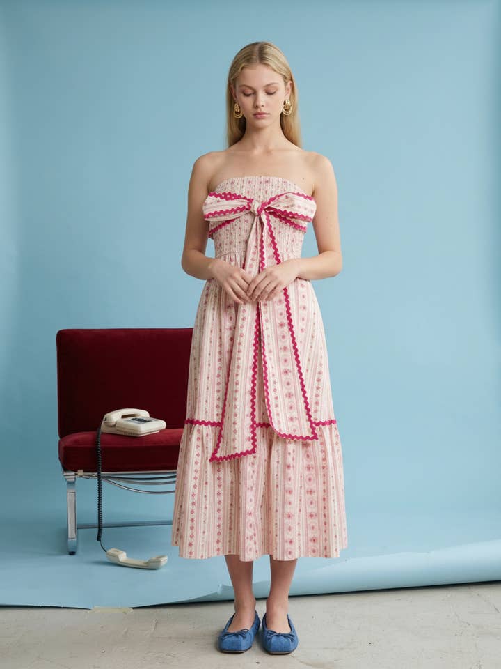 Vestido Sem Alças com Camadas e Detalhe de Laço Oversized por atacado de Heyson