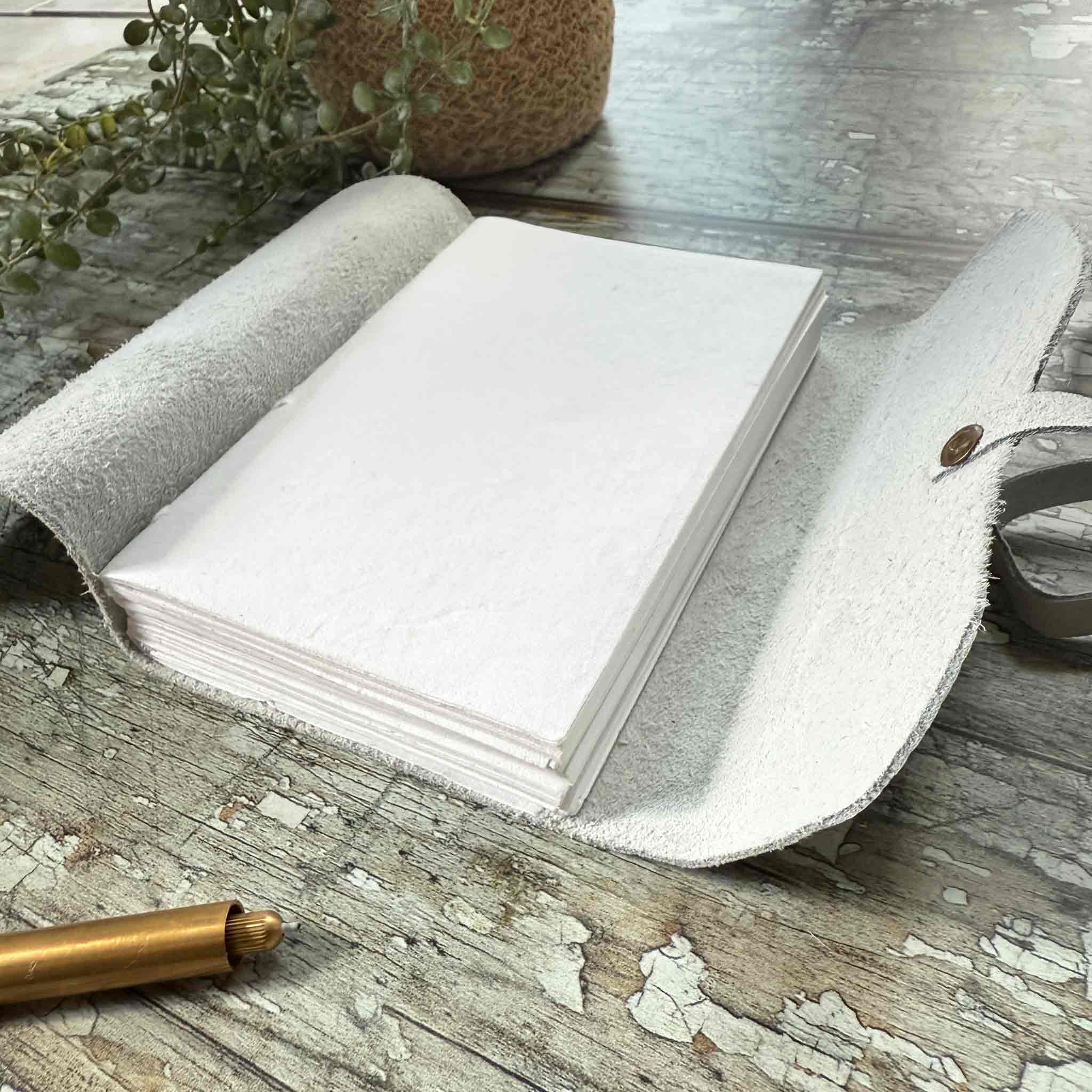 The Natural Paper Company – wholesale Notebook – Ivory Handmade Leather Notebook with gift bag | A6 size8
