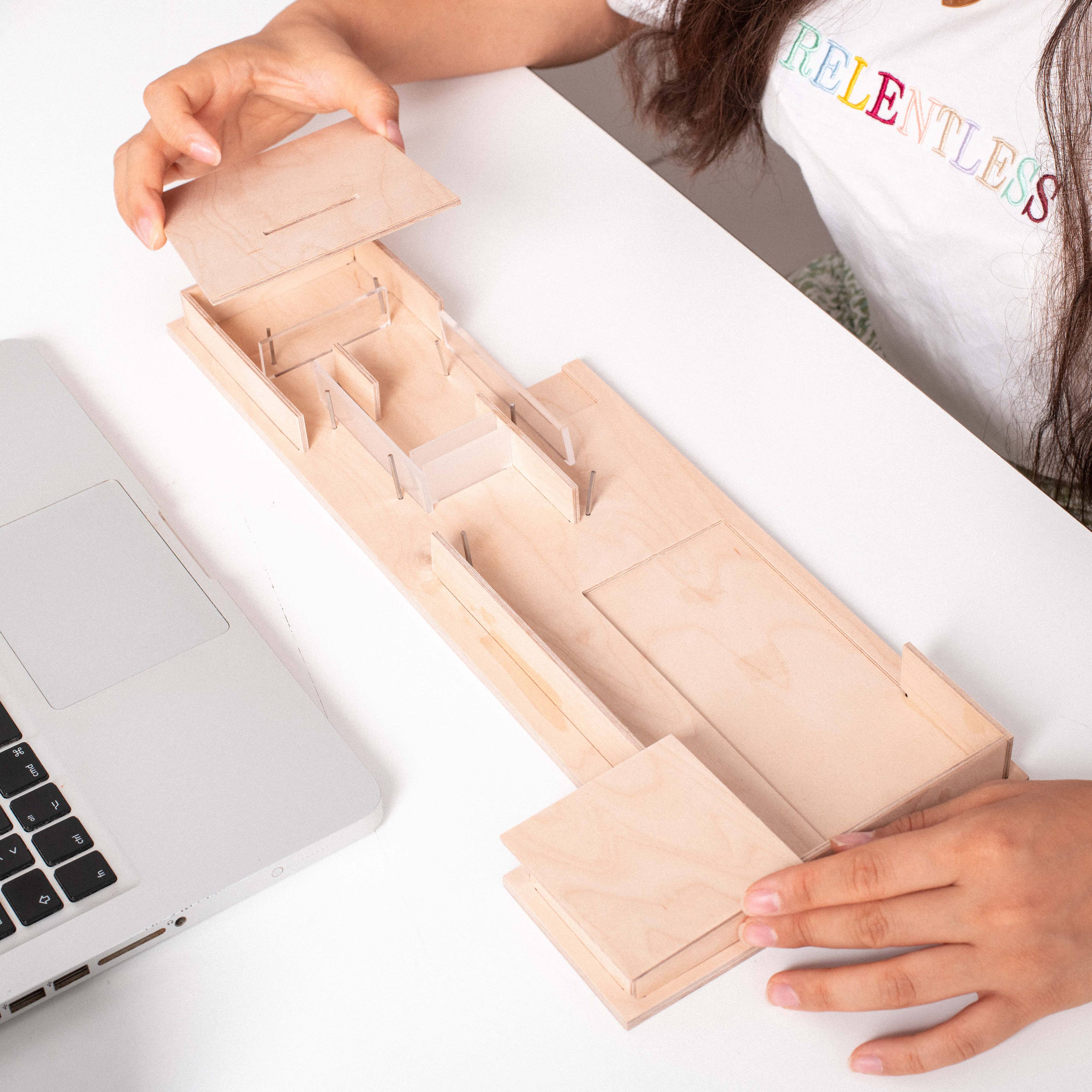 Beamalevich – wholesale DIY craft kit – Mies Pavilion Barcelona Maquette 1:1501