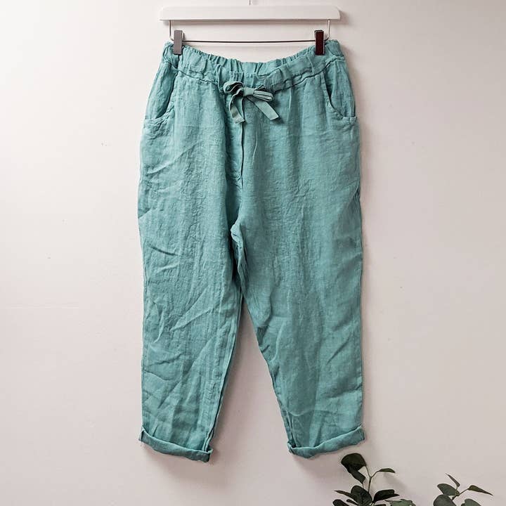 Tempest Designs – wholesale Pants – Women's – Classic linen trousers with front and back pockets1