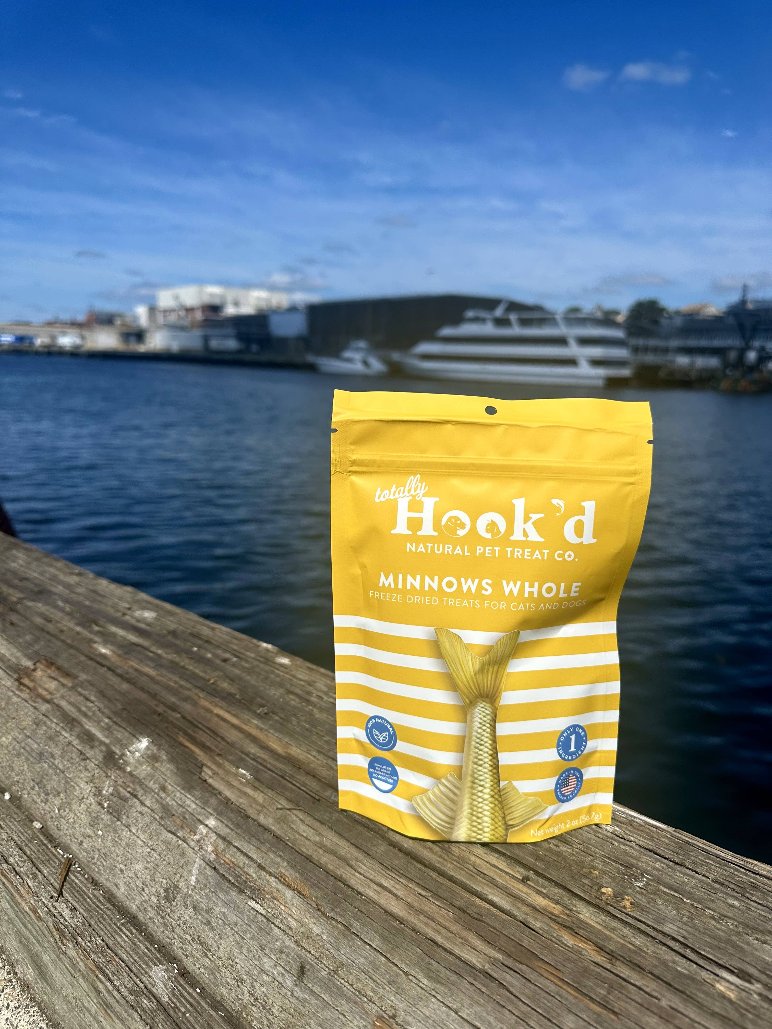 Totally Hook'd - Wholesale Pet Treats - Dog - Minnows 2oz Treats, 1-Ingredient & 100% Natural Freeze-Dried
