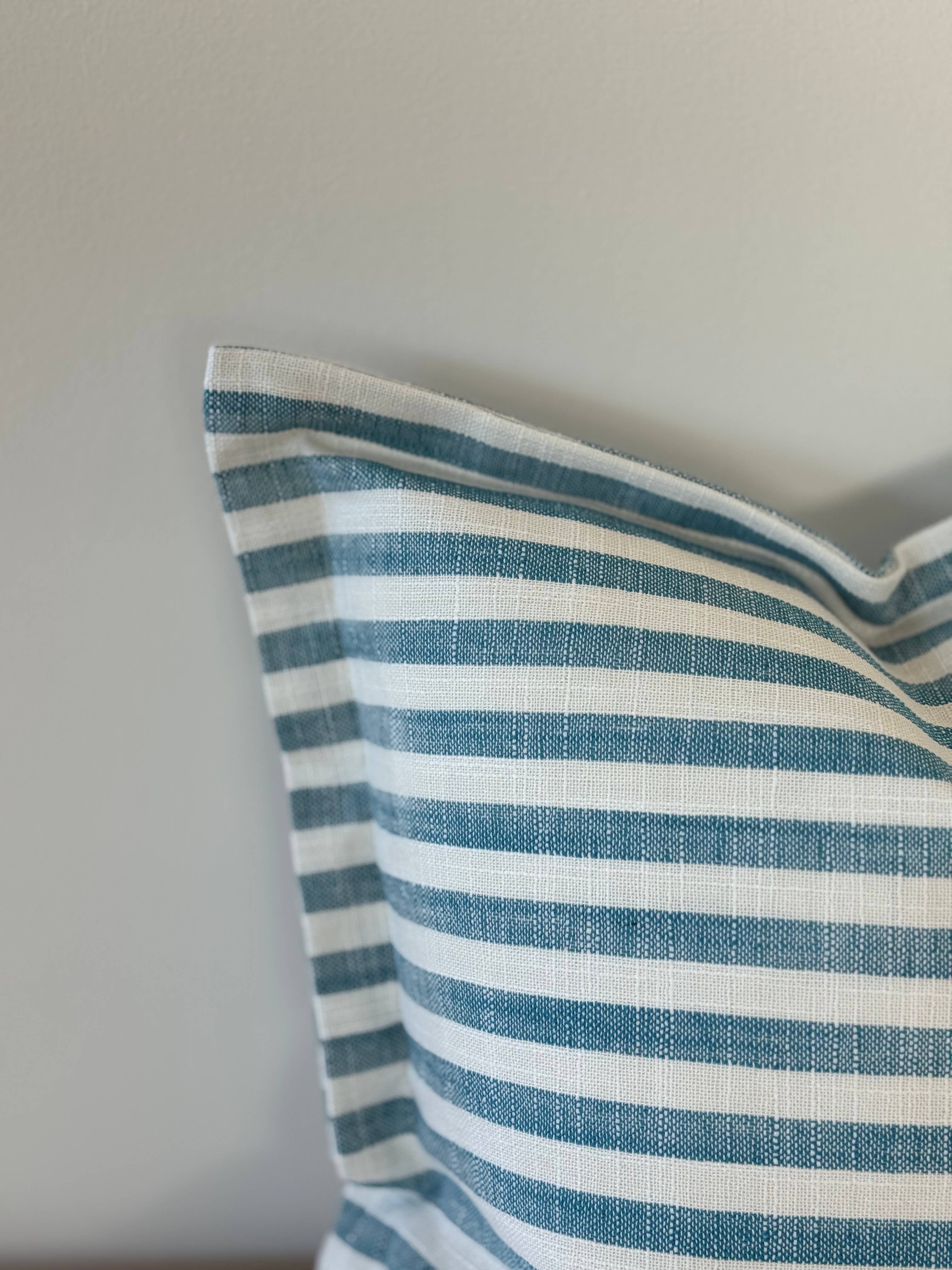 Ellenvale Trade - Vente Ensemble de coussins - Coussin à bordure à rayures bleues de Vienne3