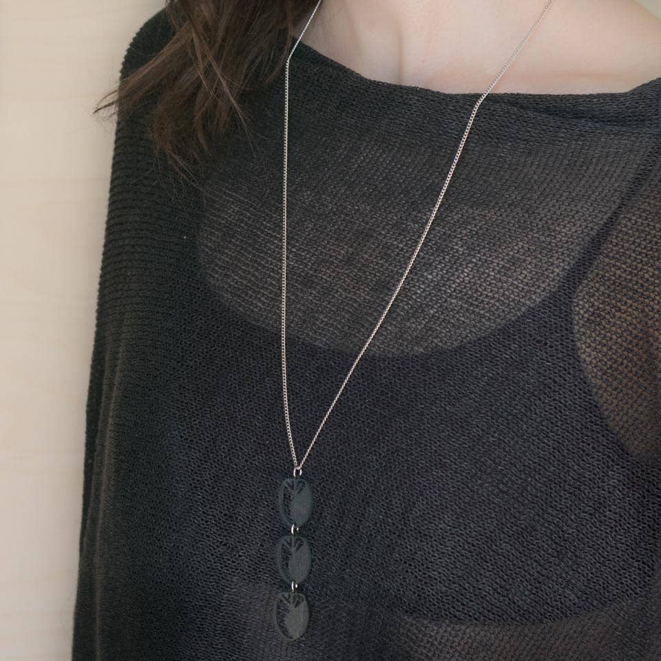 Valona - Wholesale Pendant/Charm Necklace - Tulip pendant4