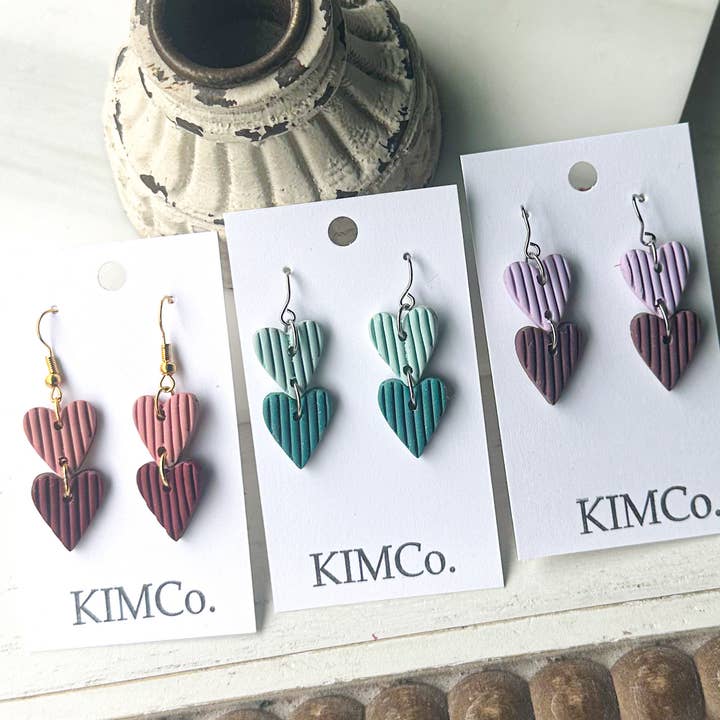 Polymer Clay Ohrringe - Valentinstag - Gerippte Doppelte Herzen für den Großhandel von KIMCo.