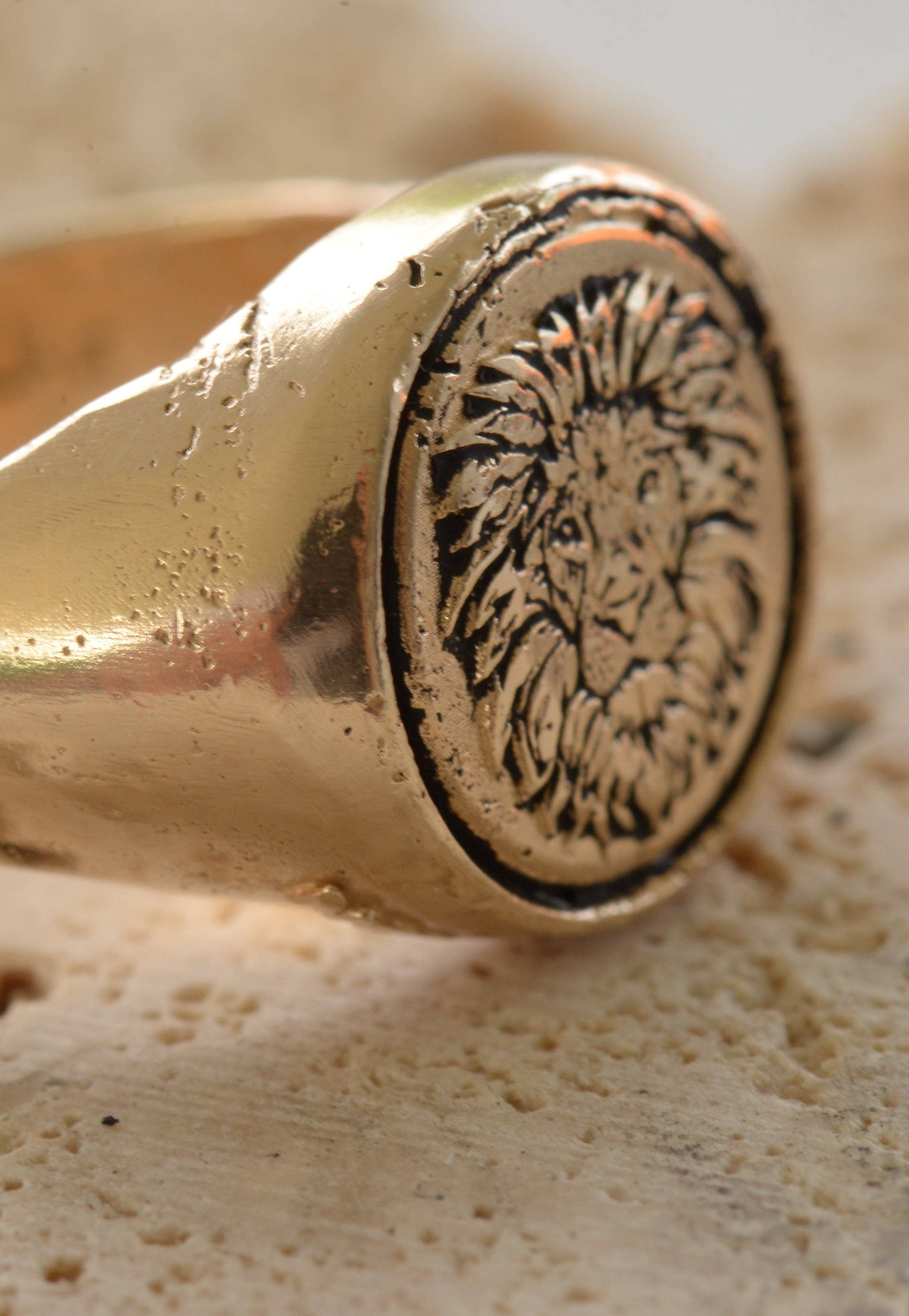 Montestruque - Wholesale Signet Ring - The guardian ring1