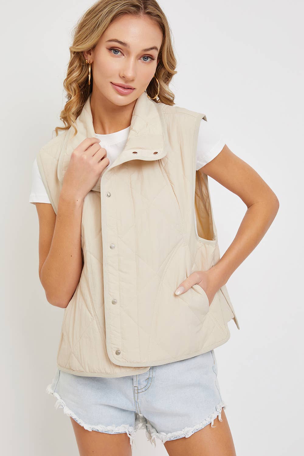 Sweet Lovely by Jen - Wholesale Outerwear Vest - Women's - QUILTED  LIGHTWEIGHT PUFFER VEST24