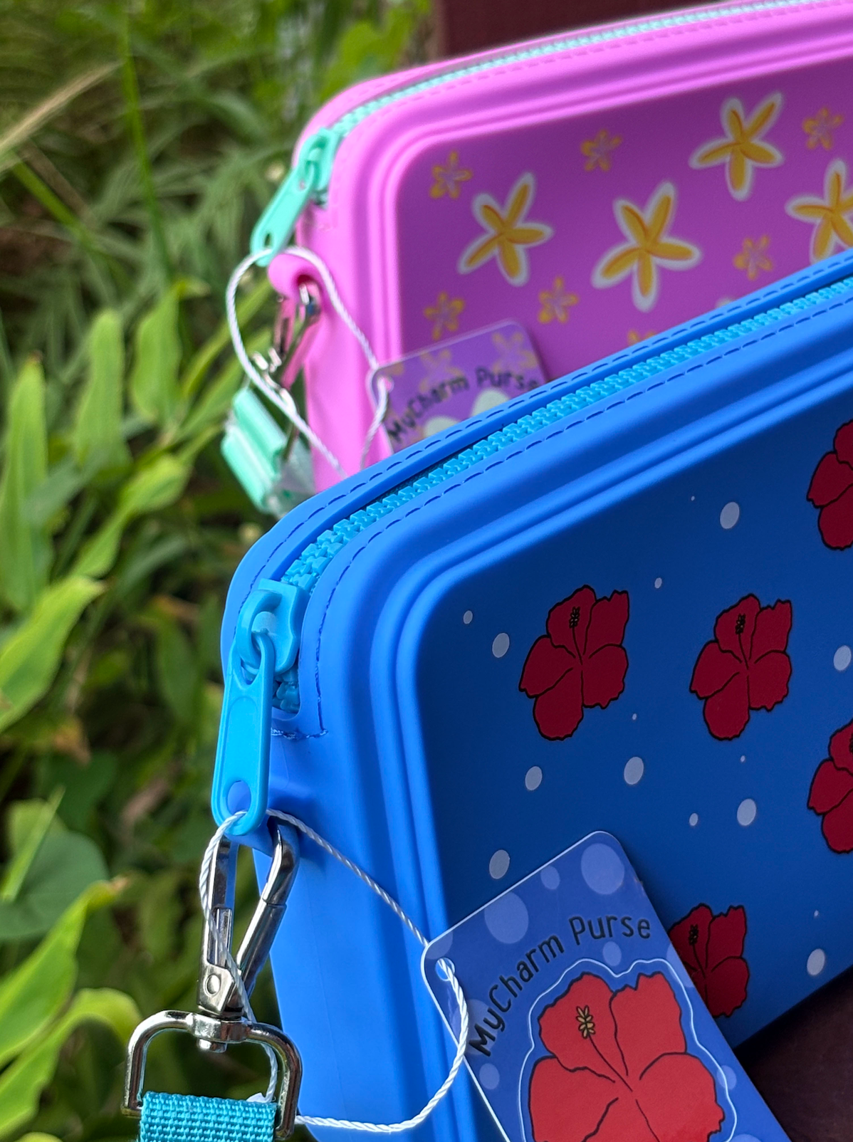 Left Right Design - Wholesale Crossbody Bag - Kids - MyCharm Purse -silicone, customizable, vibrant and versatile11