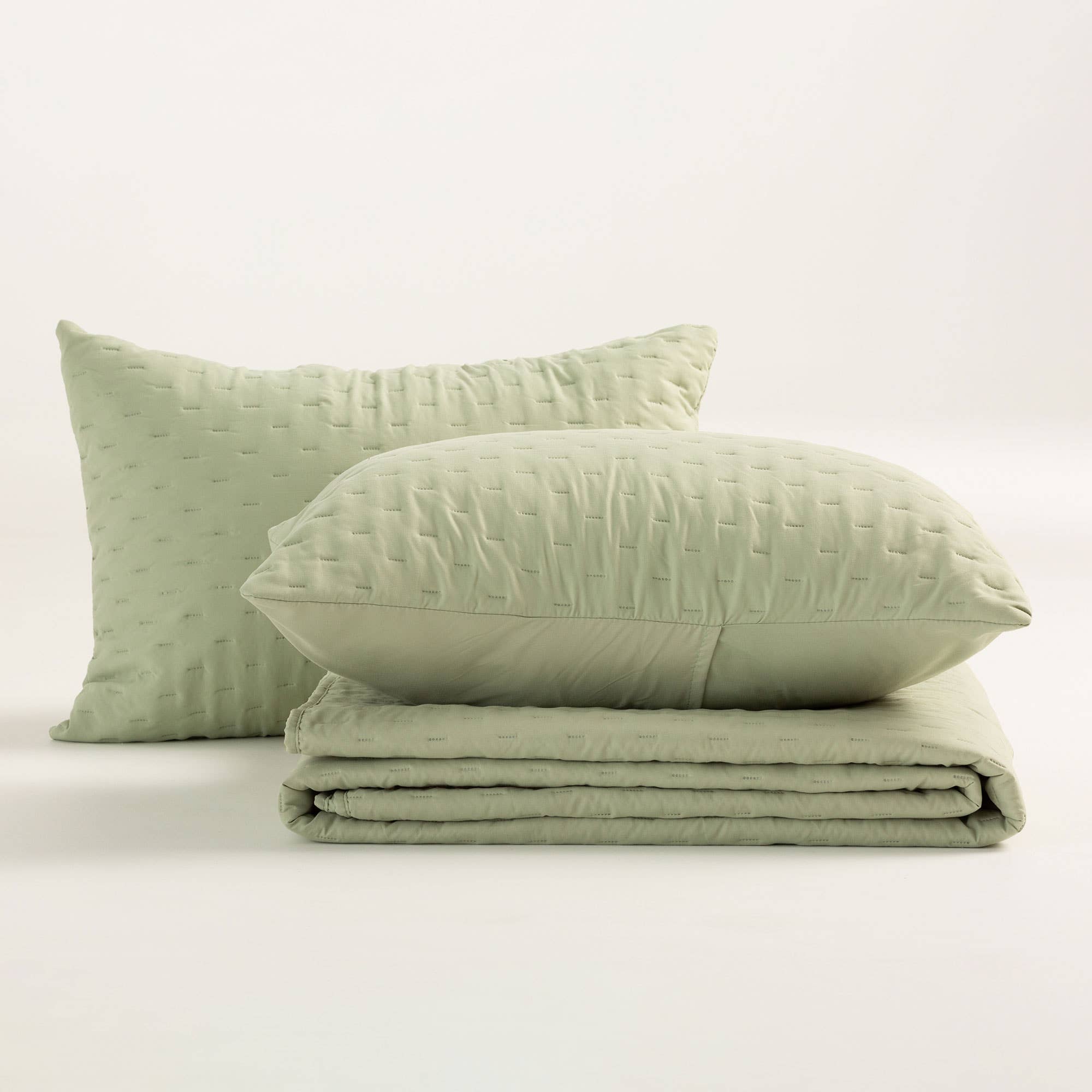 GAMUSI - Wholesale Quilt - NARA plain quilted bedspread with super soft touch23