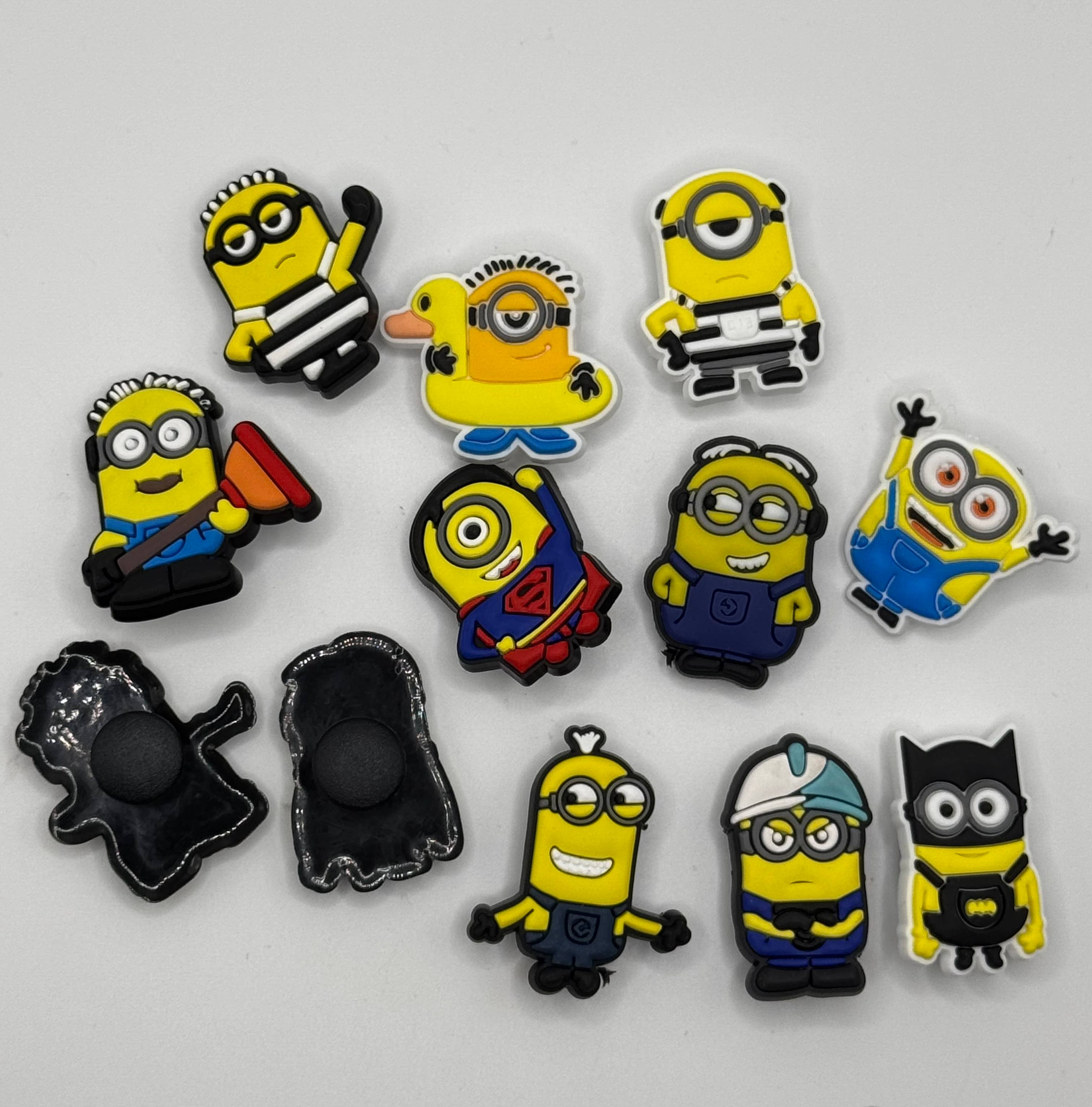Stilnati - Venta al por mayor Accesorio de calzado - Unisex - 12 piezas de dijes para zapatos de Minions Despicable Me clips amarillos conjunto10