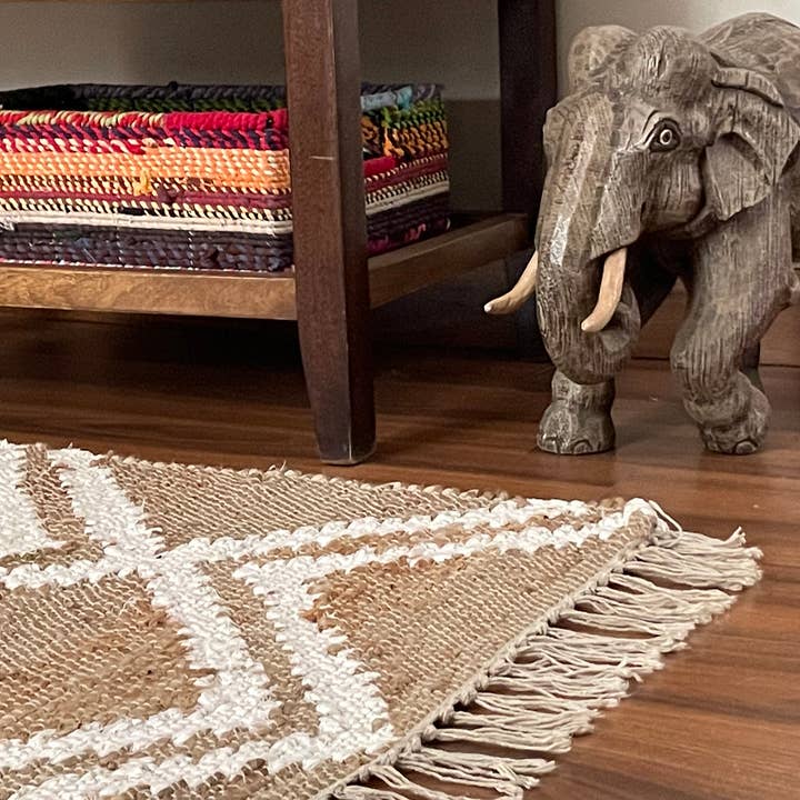 Tappeto Kilim intrecciato a mano in canapa/cotone, 1,2 x 1,8 m per la vendita all'ingrosso da parte di Rugs Boutique