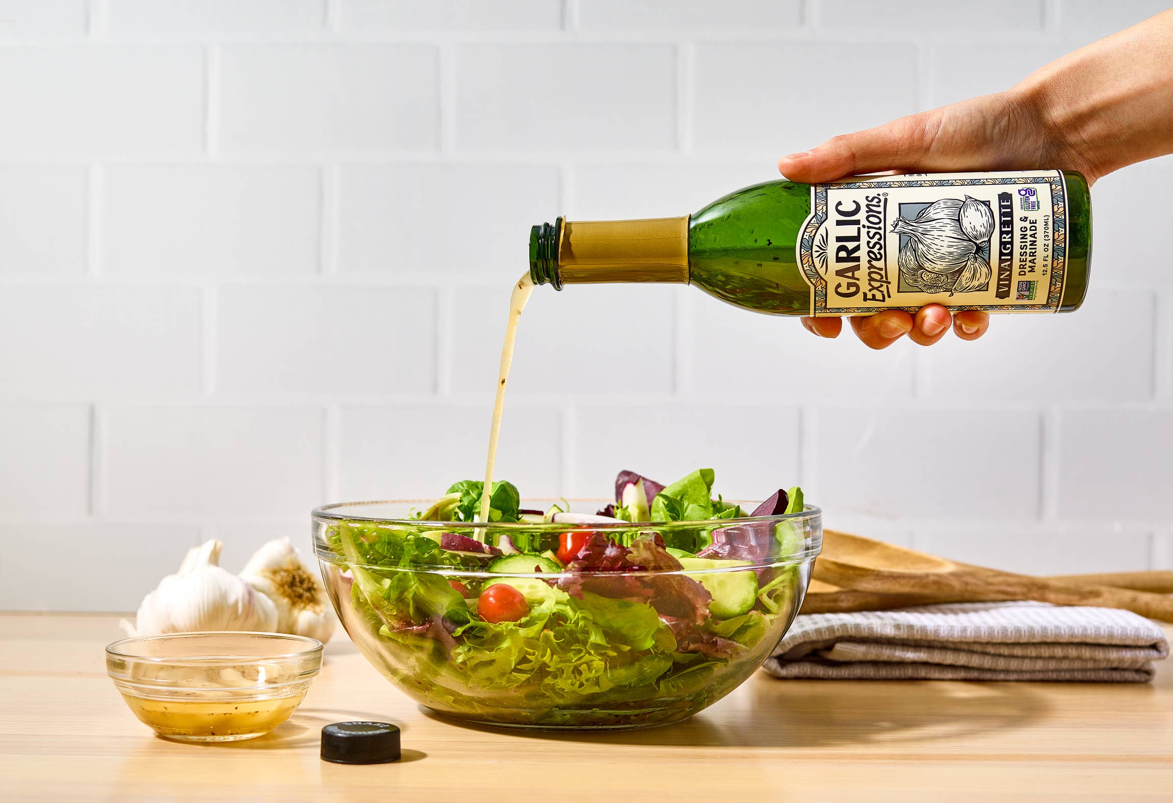 Garlic Expressions - Wholesale Salad Dressing - Garlic Expressions Vinaigrette Dressing & Marinade1