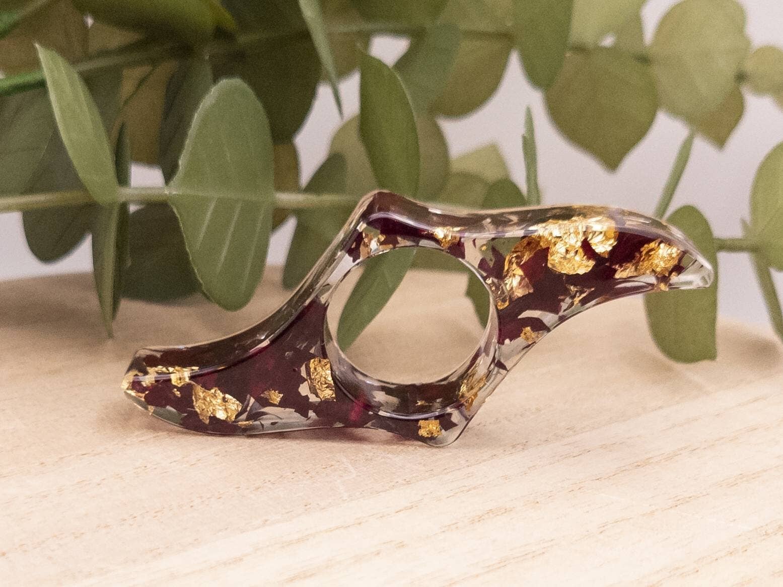 Botanically Bookish - Wholesale Book Holder - Rose & Gold Book Page Holder, Flower Thumb Page Spreader2