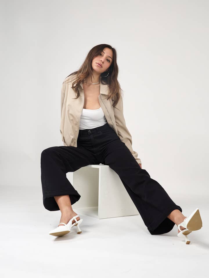 Straight relaxed pants "Évelyne" - ANA & LUCY for wholesale by ANA & LUCY