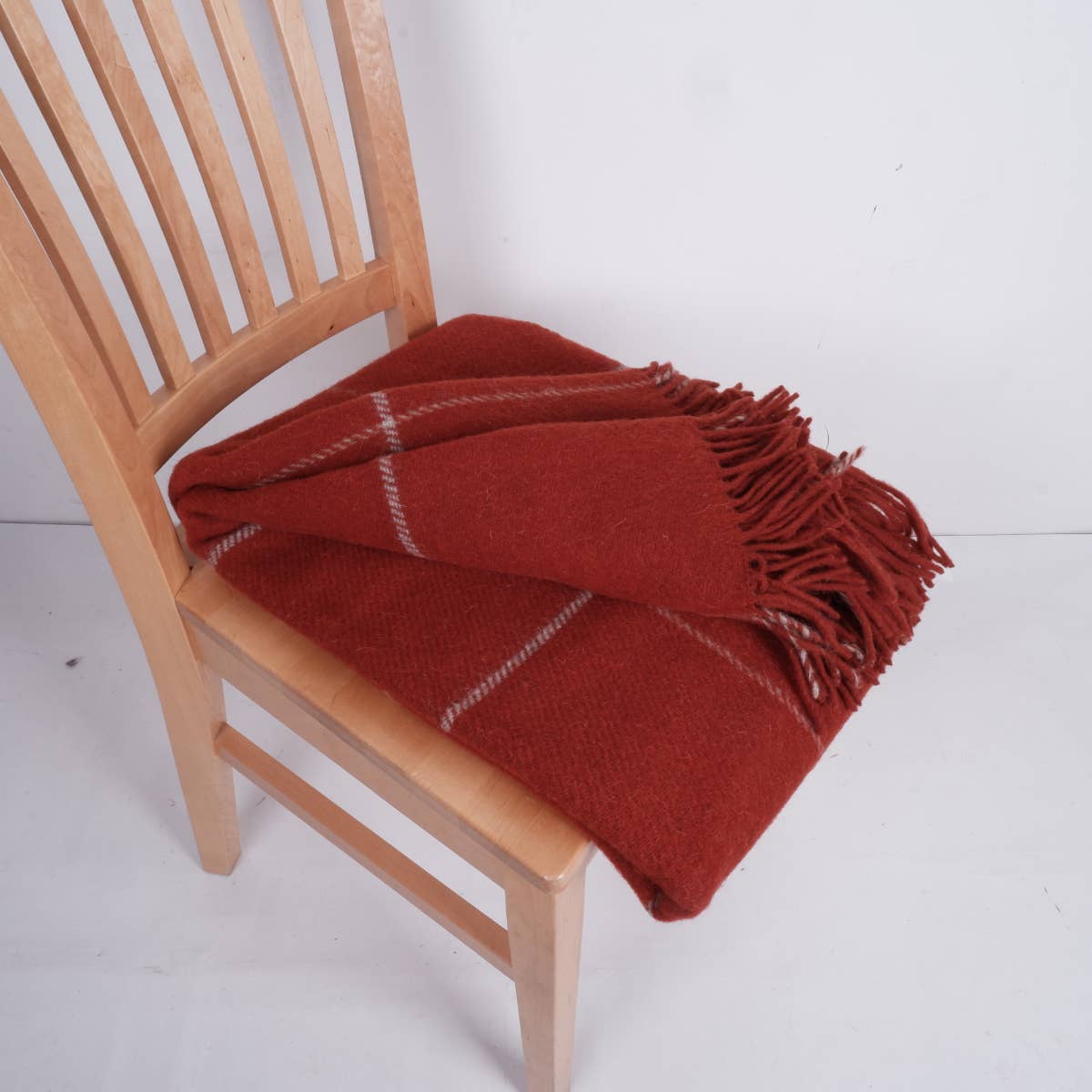 NorraVilla - Vente Plaids - Couverture en laine à carreaux bleus avec franges6