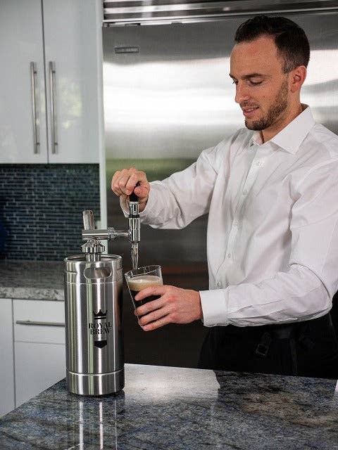 Royal Brew – Máquina de café por atacado – Royal Brew Barril de Café Nitro Cold Brew 3,78 L10