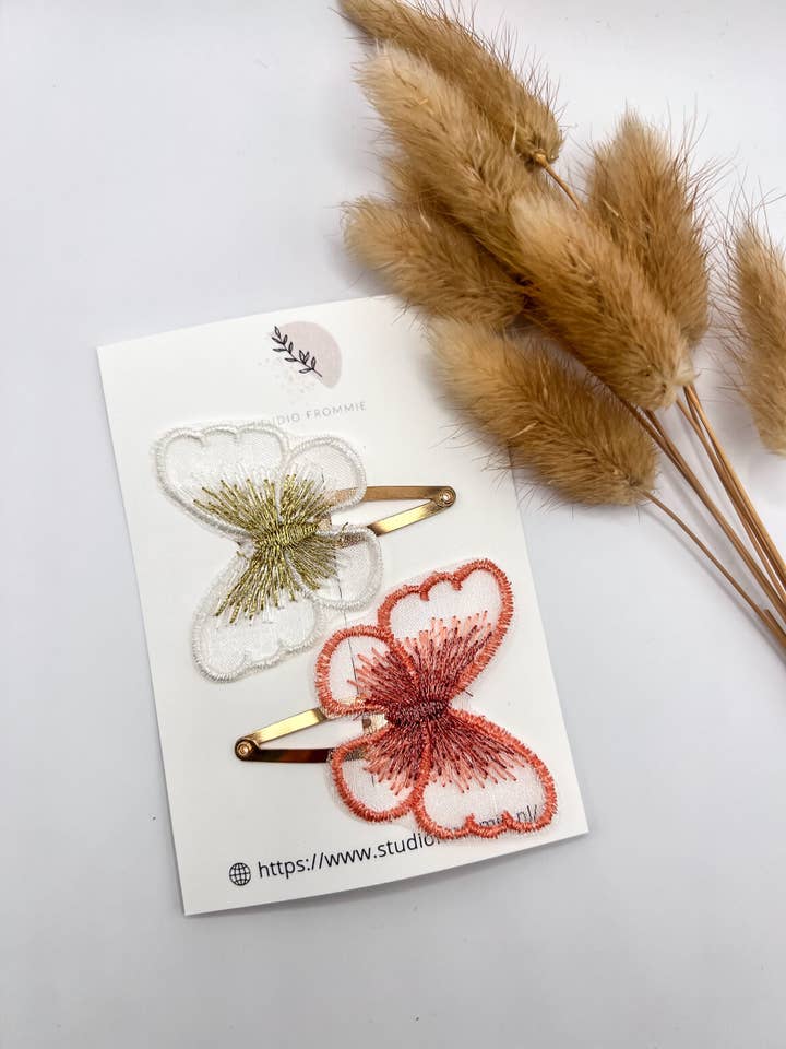 Butterfly hair clips set for wholesale by Studio Frommie