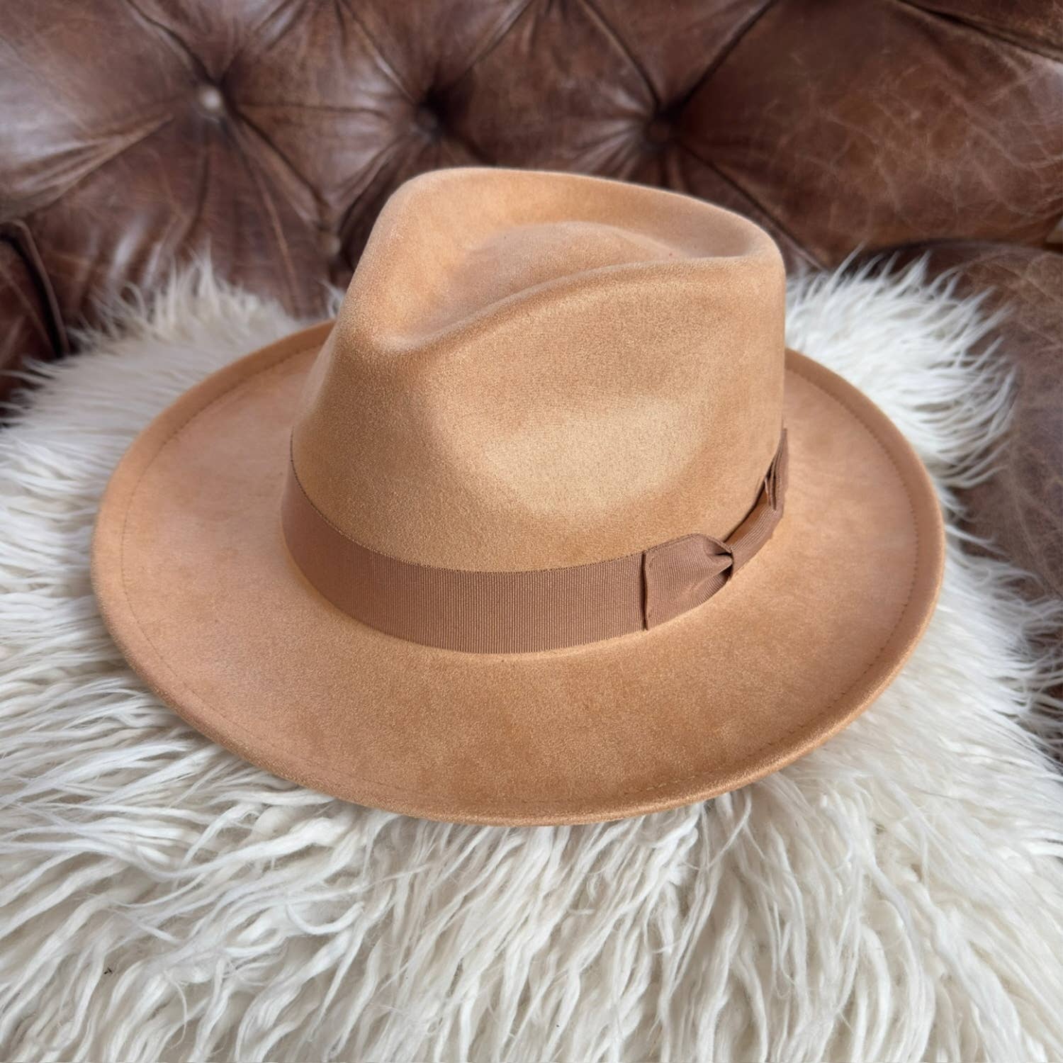 Queens INC - Wholesale Fedora - Women's - Stiff Brim Rancher in  Suede Hat W/ Ribbon 13