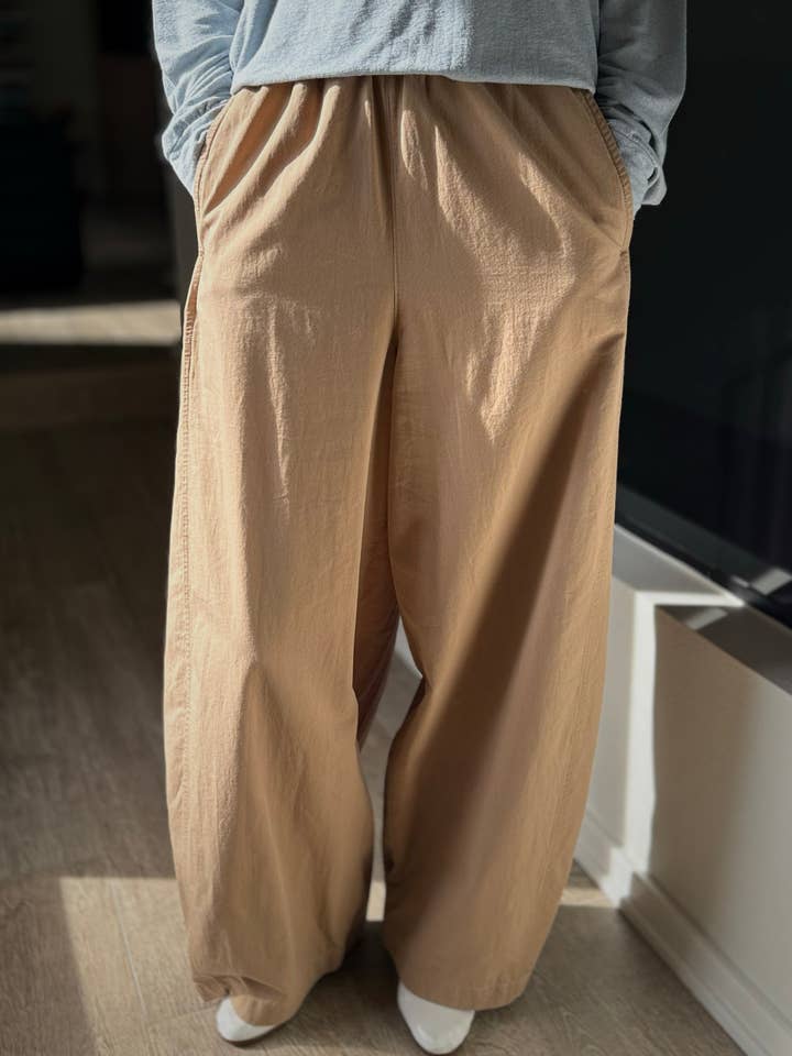 Parachute Pants (2S-2M-1L-1XL) for wholesale by Le Bon Shoppe