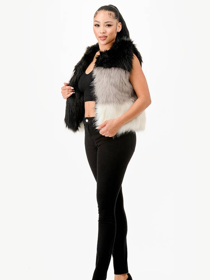 CHALECO DE PIEL CON BLOQUES DE COLOR para venta al por mayor de Boswell