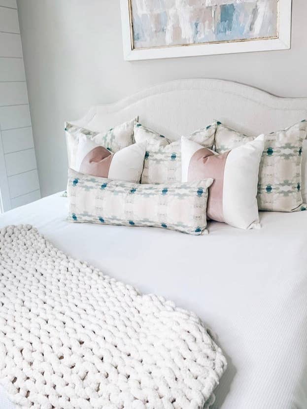 Ivory Cozy Throw for wholesale by Best Cozy Throws