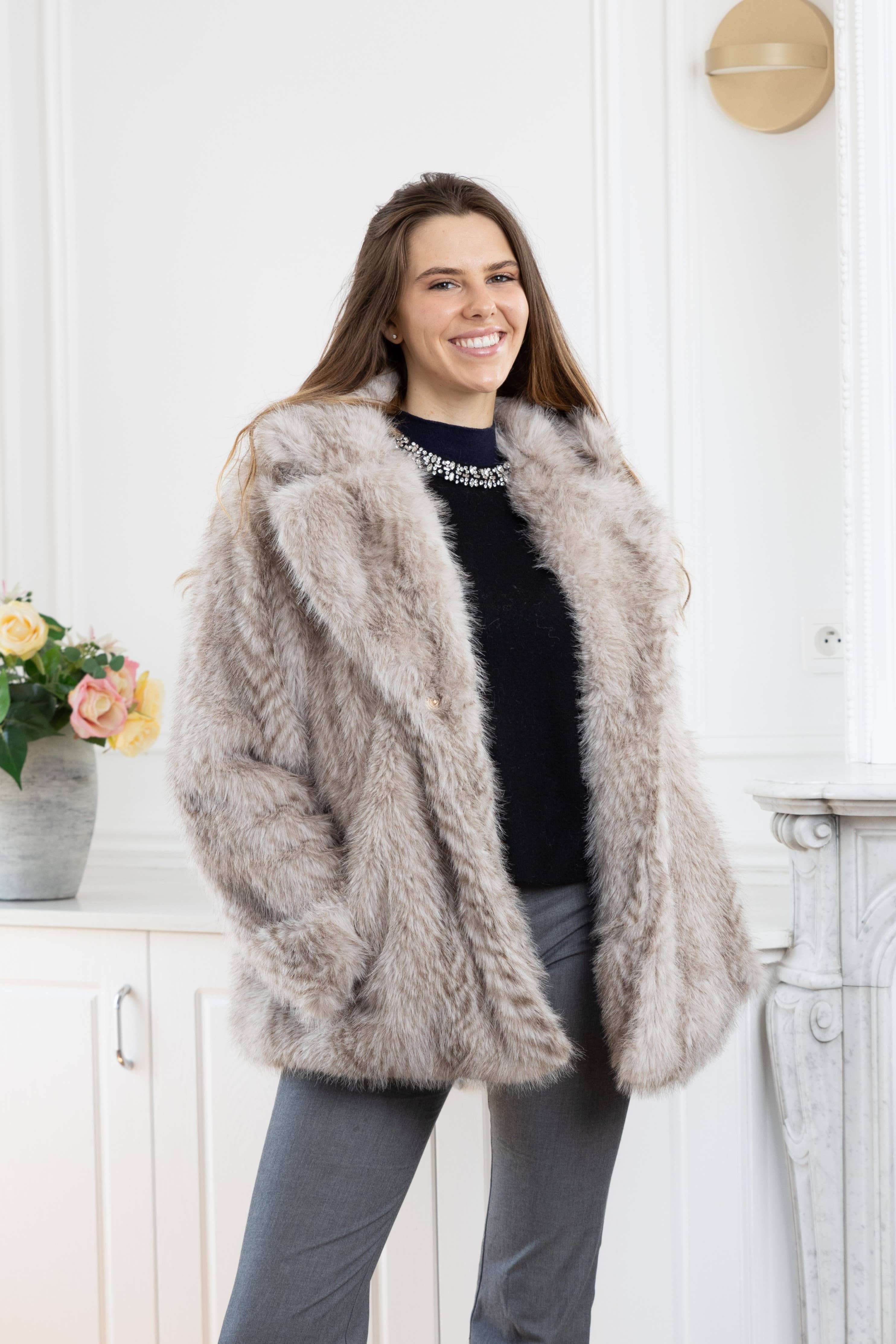 LINETA - Venta al por mayor Abrigos de piel/piel sintética - Mujer - Abrigo bicolor de piel sintética F-13