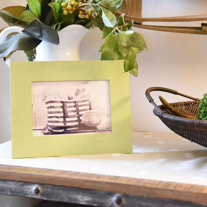 Mainstreet Collection - Wholesale Picture Frame - Lizard Frame 5" x 7"