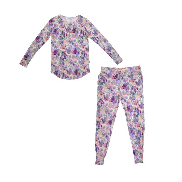 ADULTE Ensemble de Pyjama Mommy Lilas en Fleurs pour la vente par Snuggly Figs Ltd.