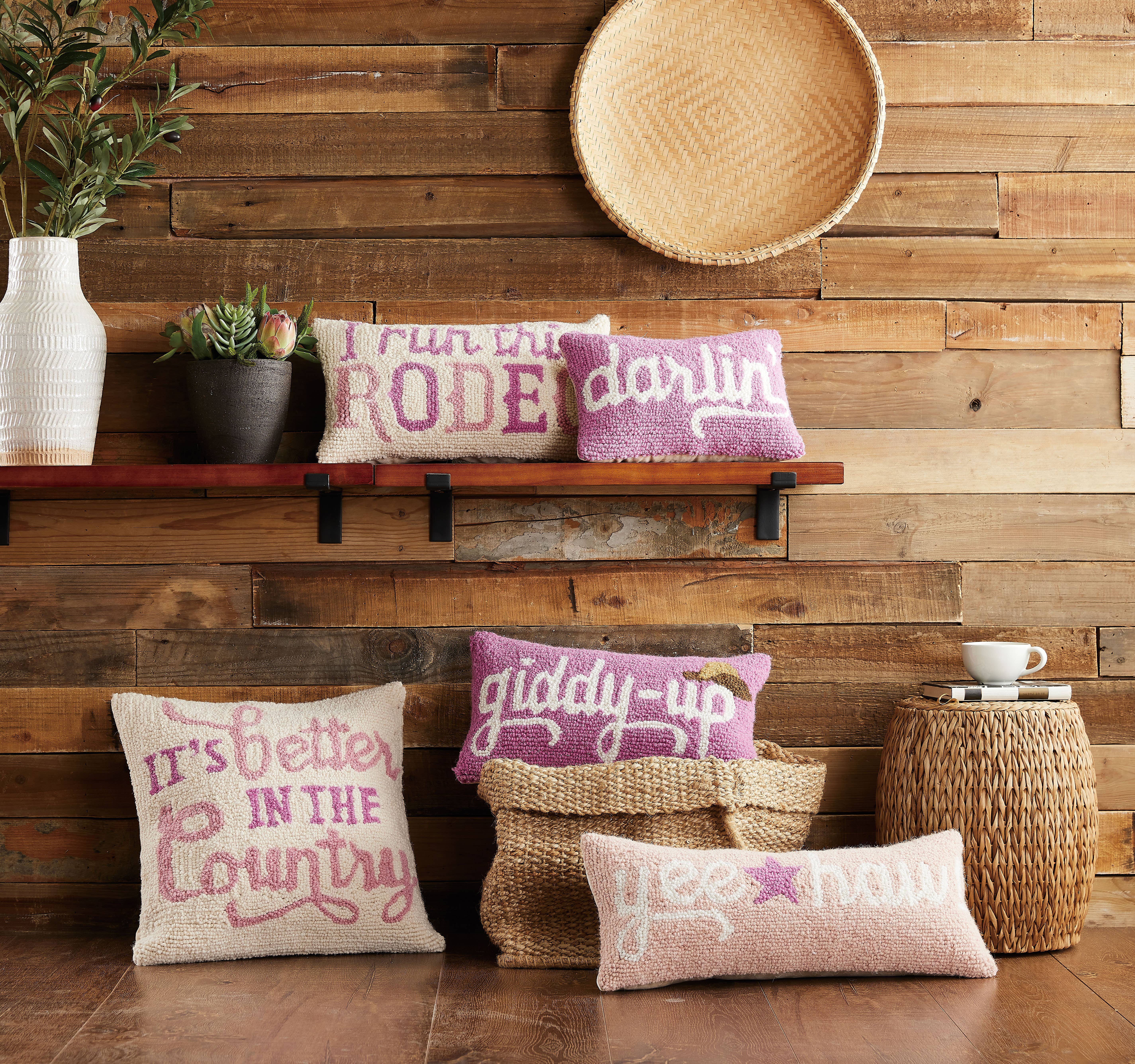 Peking Handicraft - Wholesale Throw/Decorative Pillow - Darlin Hook Pillow3