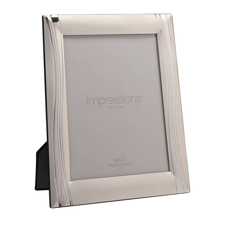 Satinierter versilberter Fotorahmen — glänzendes gewelltes Design, 20,3 x 10 Zoll für den Großhandel von WIDDOP and Co.