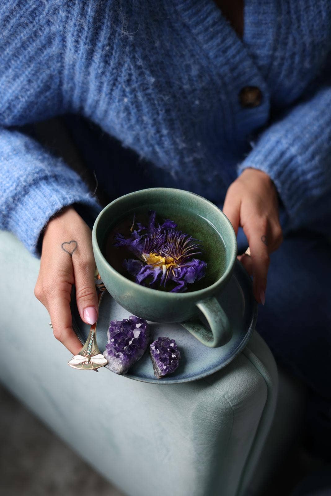 Blue Lily Healing - Wholesale Loose Tea - Blue Lily (Blue Lotus) Flower Tea1